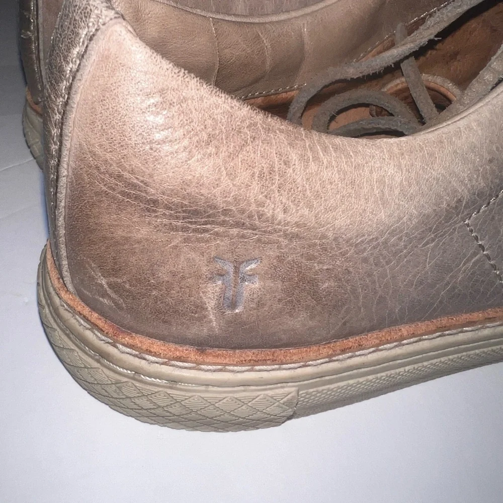 Men's Brown Leather Casual Shoes Frye used - Picture 3 of 6